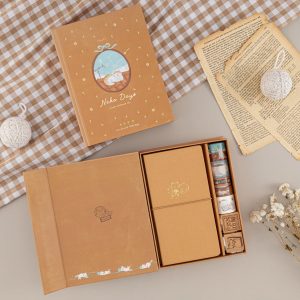 Tsuki ‘Neko Days’ Travel Notebook Gift Set